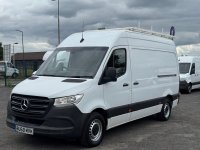 MERCEDES-BENZ SPRINTER